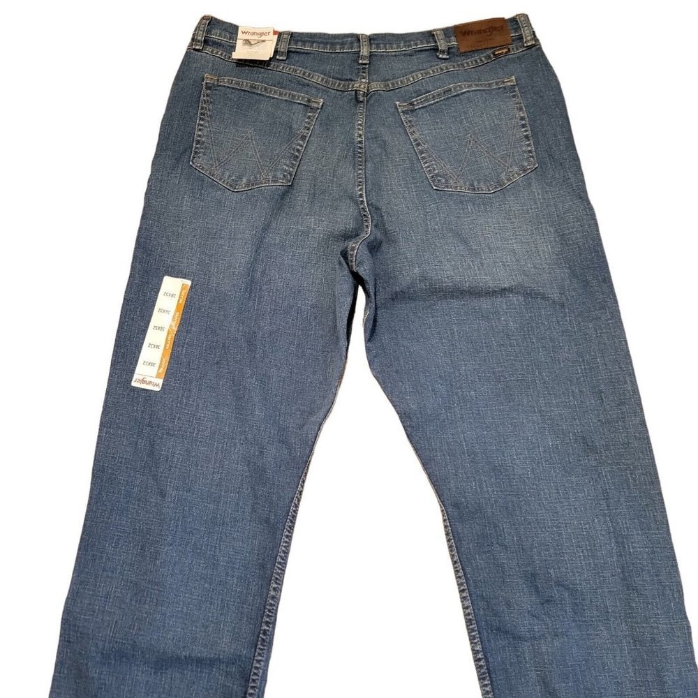WRANGLER Relaxed Fit Jeans. 38/32. - Picture 4 of 6
